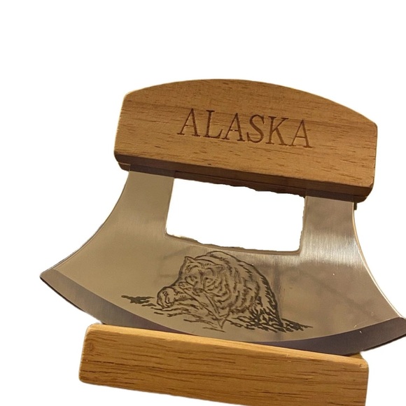 NWT Alaska ulu knife, the traditional cutlery of Alaska - Picture 2 of 2
